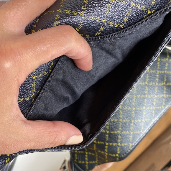 LA Tour Eiffel hip pack Bag - Picture 8 of 10